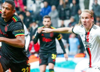 Beşiktaş'ın Ajax mağlubiyeti Hollanda medyasında nasıl yer buldu?