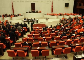 Beştaş: İktidarın dili ‘Ali’ diyor, gözleri Muaviye'ye bakıyor