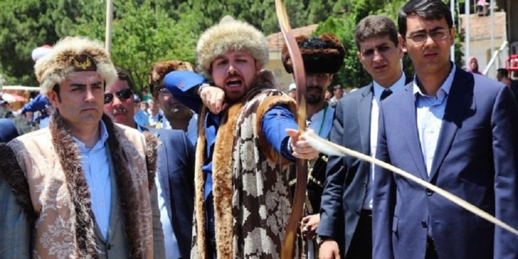 Bilal Erdoğan tespiti: Batı medeniyeti şu anda yavaşlama ve belki de çöküş döneminin başında