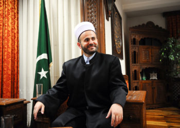 Bir müftüden daha fazlası: Muammer Zukorliç