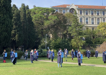 Boğaziçi’nde direnişin 303’üncü günü: ‘Kabul etmiyoruz, vazgeçmiyoruz’