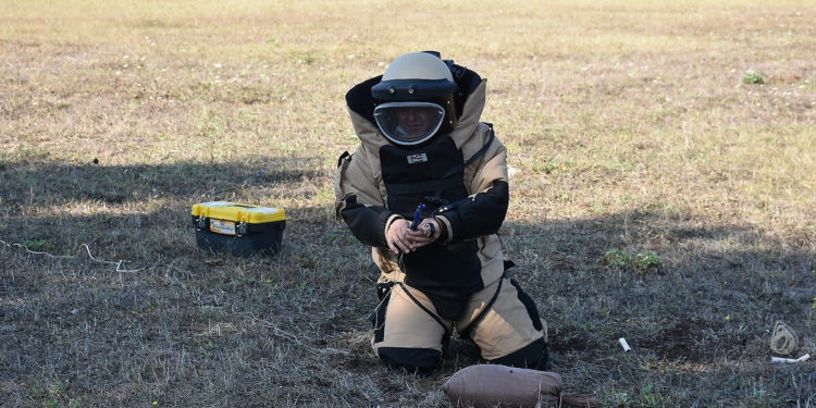 Bulduğu bombaya çekiçle vuran hurdacı, patlama sonucu hayatını kaybetti