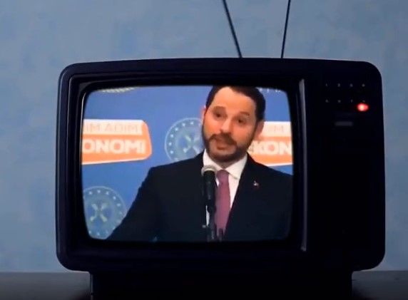 CHP’den Berat Albayrak’lı dolar 10 lira paylaşımı