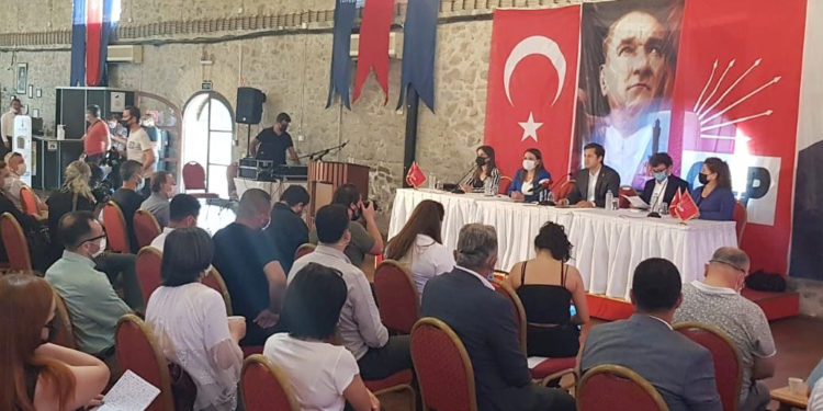 CHP, KHK’lıların ardından müebbet hapis cezası verilen askeri öğrenci aileleriyle toplantılar yapacak