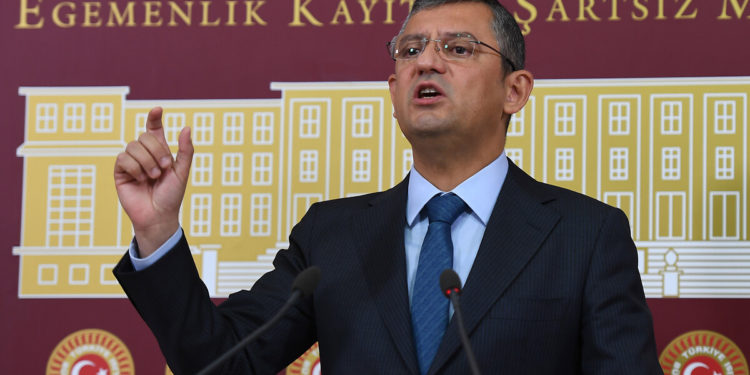 CHP MYK yarın toplanıyor: ‘Derhal seçim kararı alınmalı ve millet iradesi yeniden oluşmalı’