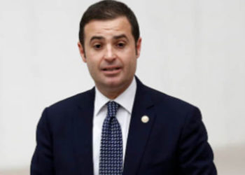 CHP'li Akın'dan doğalgaz zammı açıklaması: Vatandaşlarımız temel gıda ürünlerine yapılan zamlarla ödemek zorunda kalacak