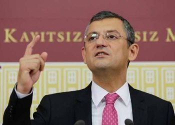 CHP'li Özel: Erdoğan’ın ayağına 50+1 prangası vurulmuş, MHP gergin