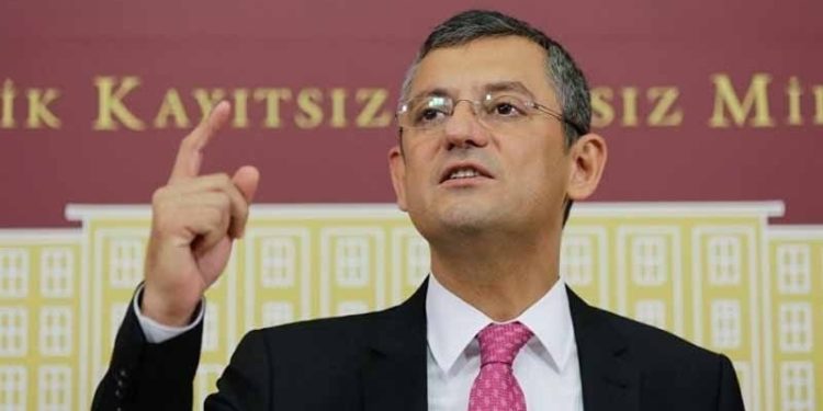 CHP'li Özel: Erdoğan’ın ayağına 50+1 prangası vurulmuş, MHP gergin