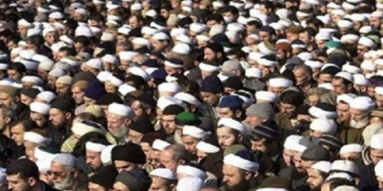 CHP’li Kaya: Milli Eğitim Bakanlığını tarikatlar yönetiyor