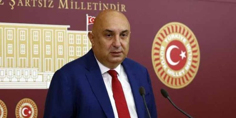 CHP’li Özkoç: FETÖ'cü ilan ettikleri BAE ile anlaşma imzaladılar