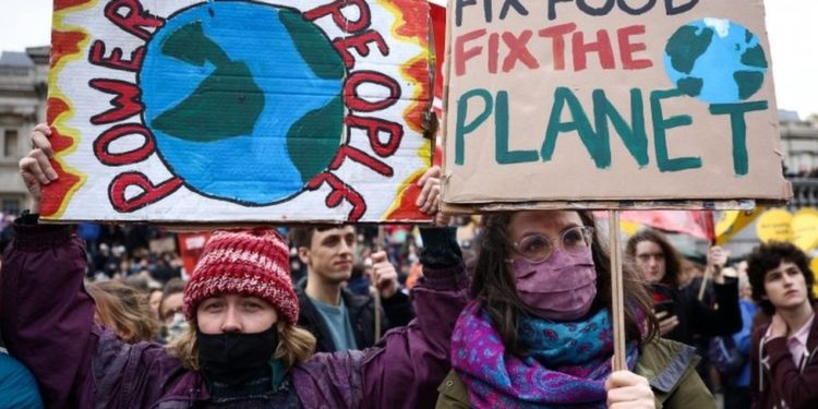 COP26: Boris Johnson, zirvede ülkelerin cesur tavizler vermesi gerektiğini söyledi