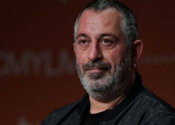 Cem Yılmaz: Biri PKK'lı der, öbürü aşı lobisi der, anlamsız bir lincin içine sokulmaktan artık yıldım