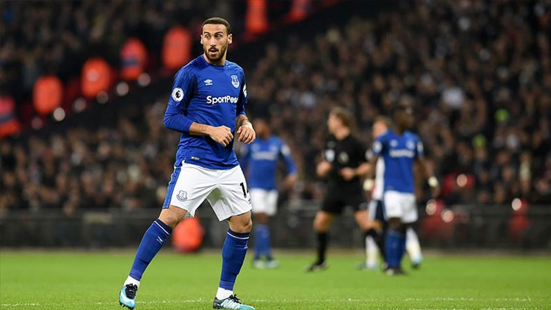 Cenk Tosun, 7 ay sonra sahalara dönüyor