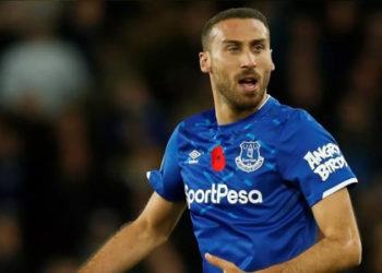 Cenk Tosun, Beşiktaş'a geri dönüyor