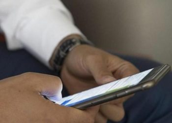 Cezaevindeki mahpuslara g&ouml;r&uuml;nt&uuml;l&uuml; telefon ayrımcılığı: KHK&rsquo;lıların g&ouml;r&uuml;şmesi yasak