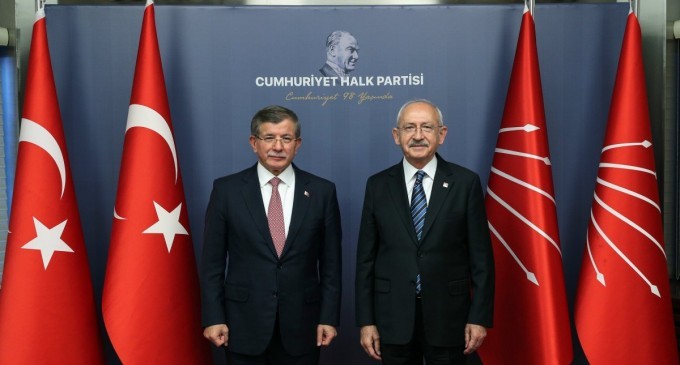 Davutoğlu ve Kılıçdaroğlu'ndan erken seçim çağrısı