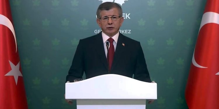 Davutoğlu: Bu ‘Erdoğan yapımı’ bir kriz; açık bir hıyanet tablosuyla karşı karşıyayız