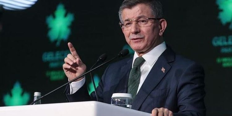 Davutoğlu: Önümüzdeki süreçte ülkeyi yeni bir kadro yönetecek