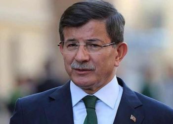 Davutoğlu'ndan ‘Lütfi Elvan’ iddiası: ‘Birlikte istifa edelim’ dedi