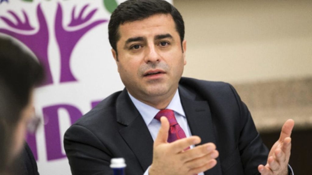 Demirtaş: Muhalefet partileri liderleri hükümeti istifaya çağırmalı