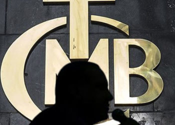 Deutsche Bank, iki faiz indirimi daha bekliyor