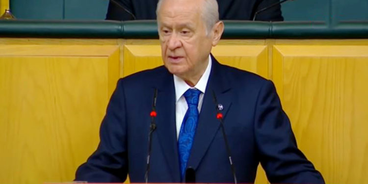 Devlet Bahçeli’den, Lütfü Türkkan’a ağır hakaretler: Şerefsiz, soysuz, alçak!