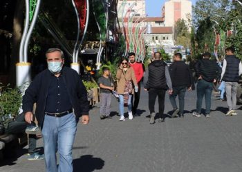 Diyarbakırlılar'dan Cemil Taşkesen'e destek: Burası Kürdistan’dır, kimse inkar edemez