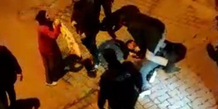 Diyarbakır’da darp edilerek gözaltına alınan genç, ‘polise mukavemet’ten tutuklandı