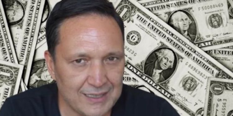 Dolar/TL 9.70 bandına oturdu: Ekonomist Geçer 'Dolar 10.50 TL hayırlı olsun' dedi