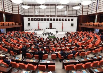 Döviz krizi Ankara'yı hareketlendirdi: Muhalefet toplanıyor