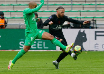 Dünyaca ünlü futbolcu Sergio Ramos, PSG formasıyla ilk maçına çıktı