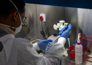 Dünya'da yeni koronavirüs varyantı alarmı