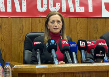 DİSK, 2022 yılı asgari ücret talebini açıkladı: Net 5 bin 200 TL