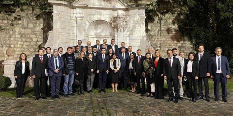 Dışişleri Bakan Yardımcısı Kıran’ın Paris buluşmasına çağrılmayan STK'lar tepki gösterdi