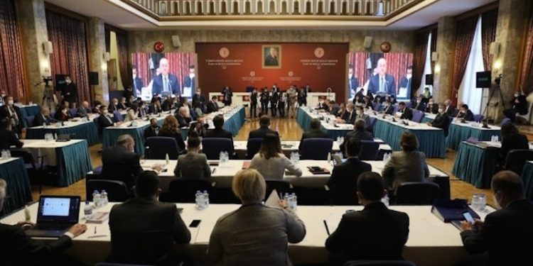 Dışişleri Bakanlığı bütçesi görüşmelerinde 'Kimyasal silah iddiaları araştırılsın' talebi