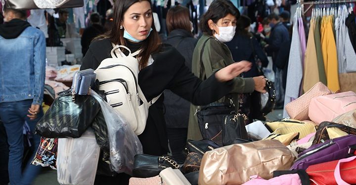 Edirne’ye alışverişe gelen Bulgar kadın: ‘Vaktim olsa her hafta geleceğim, çünkü sizin paranın değeri yok’