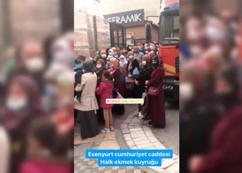 Ekmeğe gelen zamlardan sonra İstanbul ve Ankara’da halk ekmek kuyrukları oluştu
