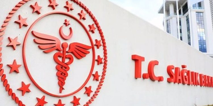 Emir: Sağlık Bakanlığı'ndaki aşı skandalı Sayıştay raporunda sansürlendi, kamuoyundan saklıyorlar