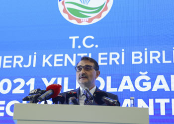 Enerji Bakanı'ndan tasarruf tavsiyesi: 23 yerine 22 derecede evinizi ısıtmanın faturaya etkisi yüzde 7 olur