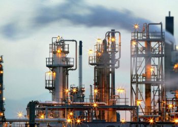 Enerji fiyatları: ABD stratejik rezervlerinden 50 milyon varil petrolü kullanıma sunacak