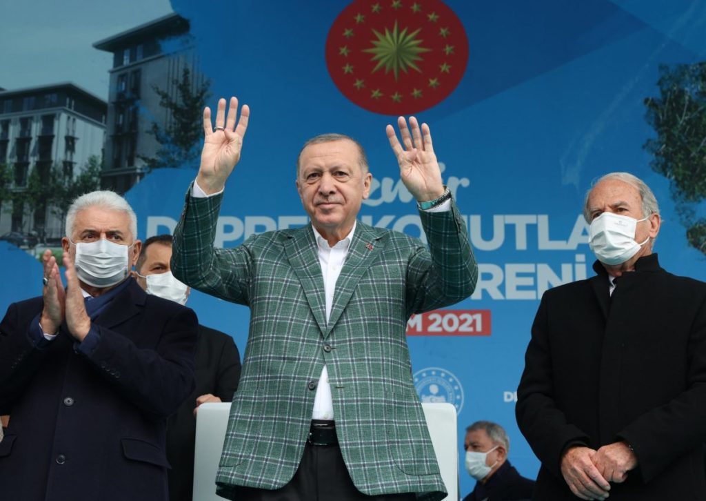 Erdoğan, Merkez Bankası’nın 16 Aralık’taki faiz kararını şimdiden ilan etti: ‘Düşecek’