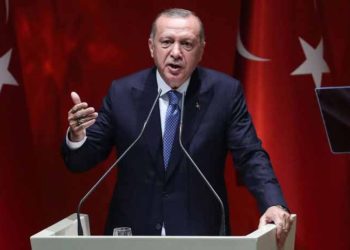 Erdoğan: Bu faizler düşecek, ekonomik programımızdan dönmeyeceğiz