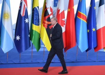 Erdoğan geniş heyetini ve uzun araç konvoyunu kabul ettiremeyince Glasgow’a gitmekten vazgeçti