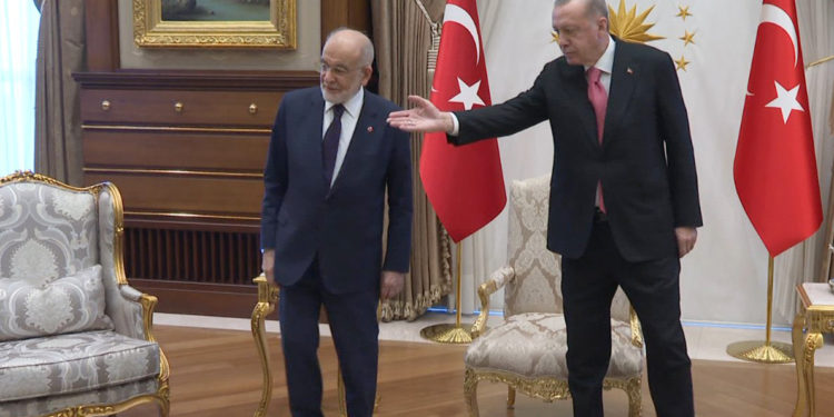 Erdoğan’dan Karamollaoğlu’na tepki: İade-i ziyaret sakıt oldu