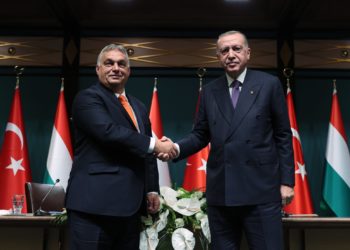 Erdoğan’dan Miçotakis’e mülteci cevabı: Elimizde videolar var, nankörlük yapıyor