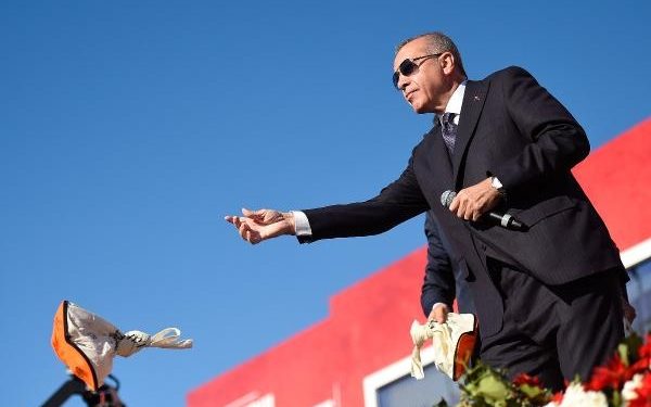 Erdoğan’ın mitingi için işçilere tehdit: Dört kişi getirmeyeceksen işe gelme