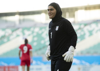 Erkek olduğu iddiasıyla FIFA’ya şikayet edilen İranlı kaleci Zohreh Koudaei: Tek suçum güzel olmamak