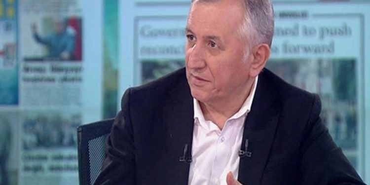 Eski AKP’li vekil: AK Parti kendini yok ediyor