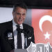 Eski Beşiktaş Başkanı Fikret Orman: Yıldırım Demirören gibi 10 milyon dolar borçla alıp 330 milyon dolar borçla bırakmadım