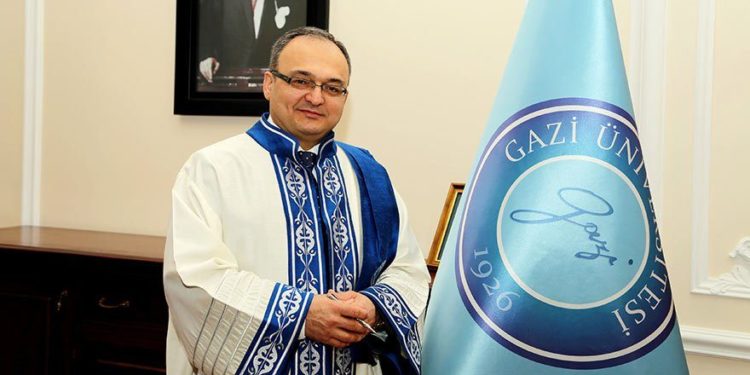 Eski Rektör Büyükberber’e 15 yıl hapis isteminin gerekçesi: Bylock kullanıcılarını işe aldı